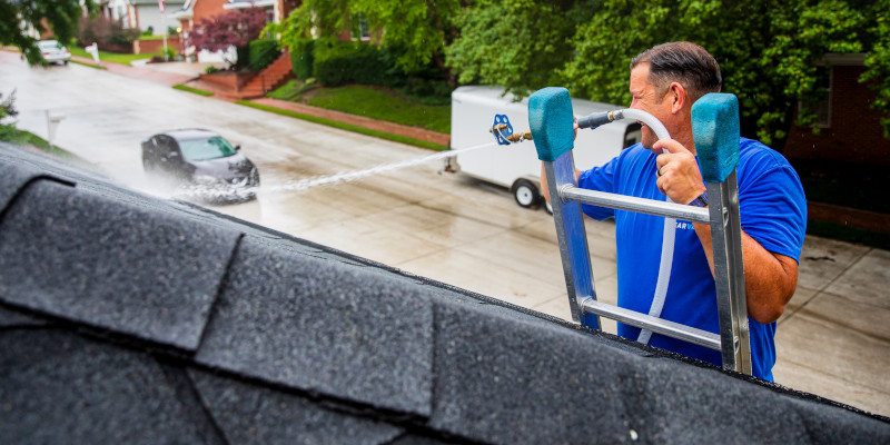 Roof Cleaning in Lawrence, Kansas