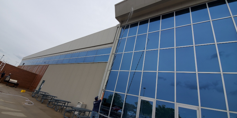 Commercial Window Washing in Topeka, Kansas